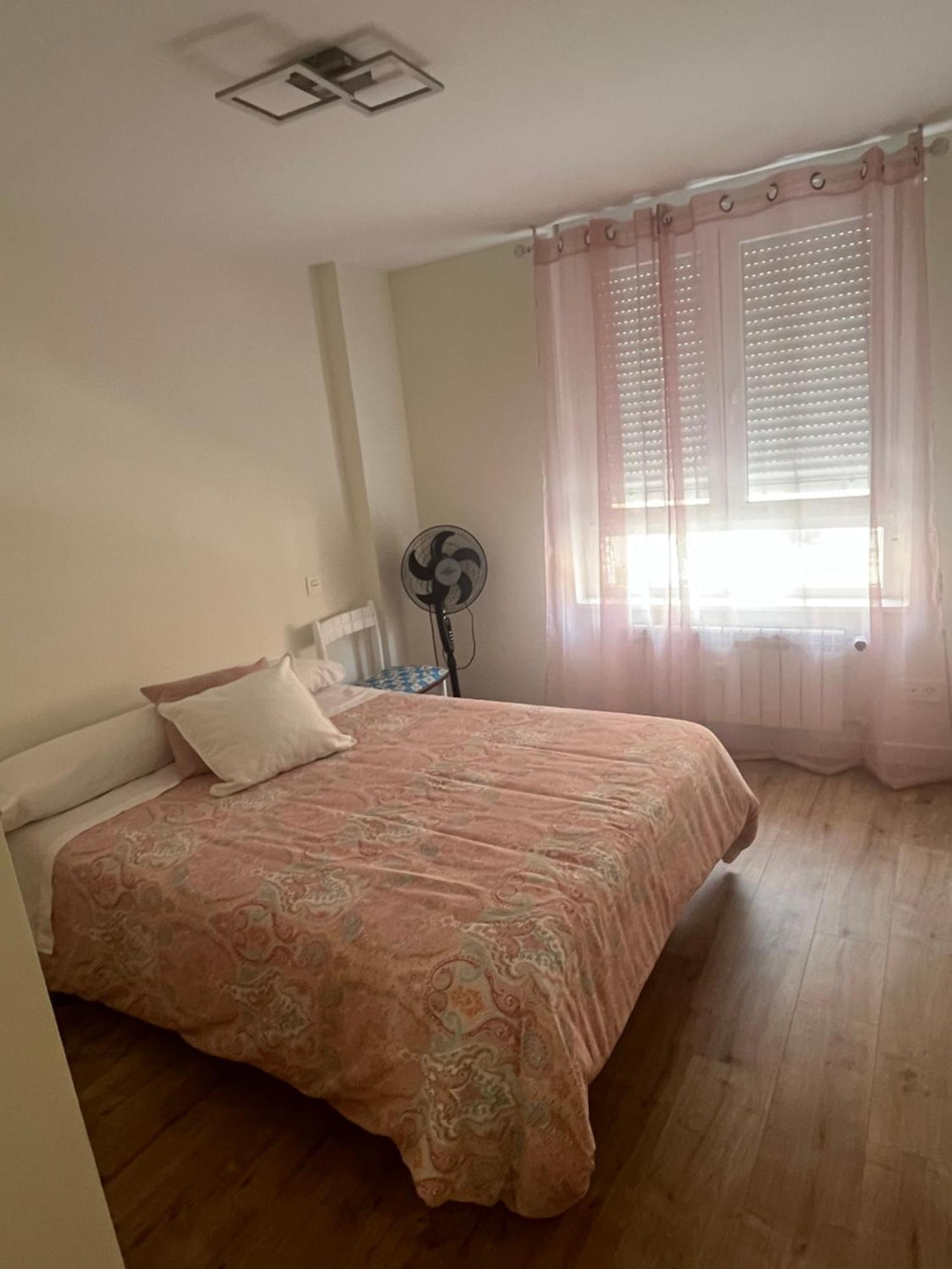 Apartamento Vacacional Burgo Екстериор снимка